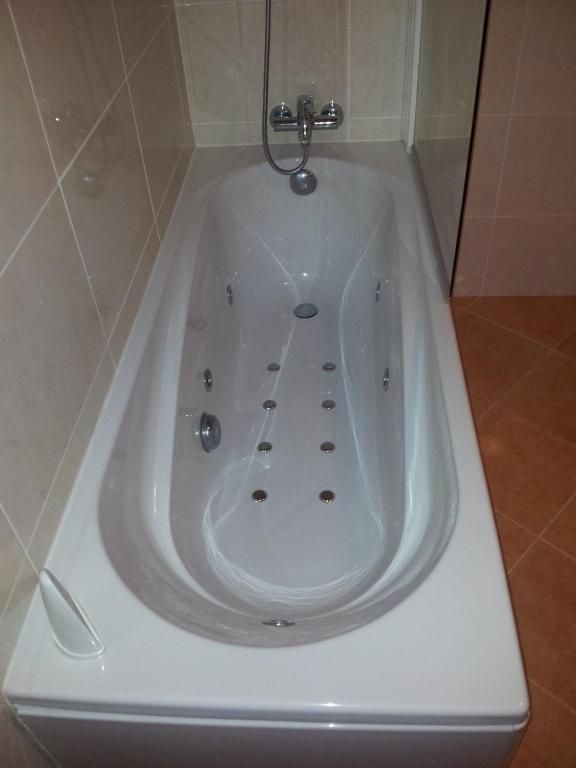 Hotel Av Apartamentos Lobios Ruang foto