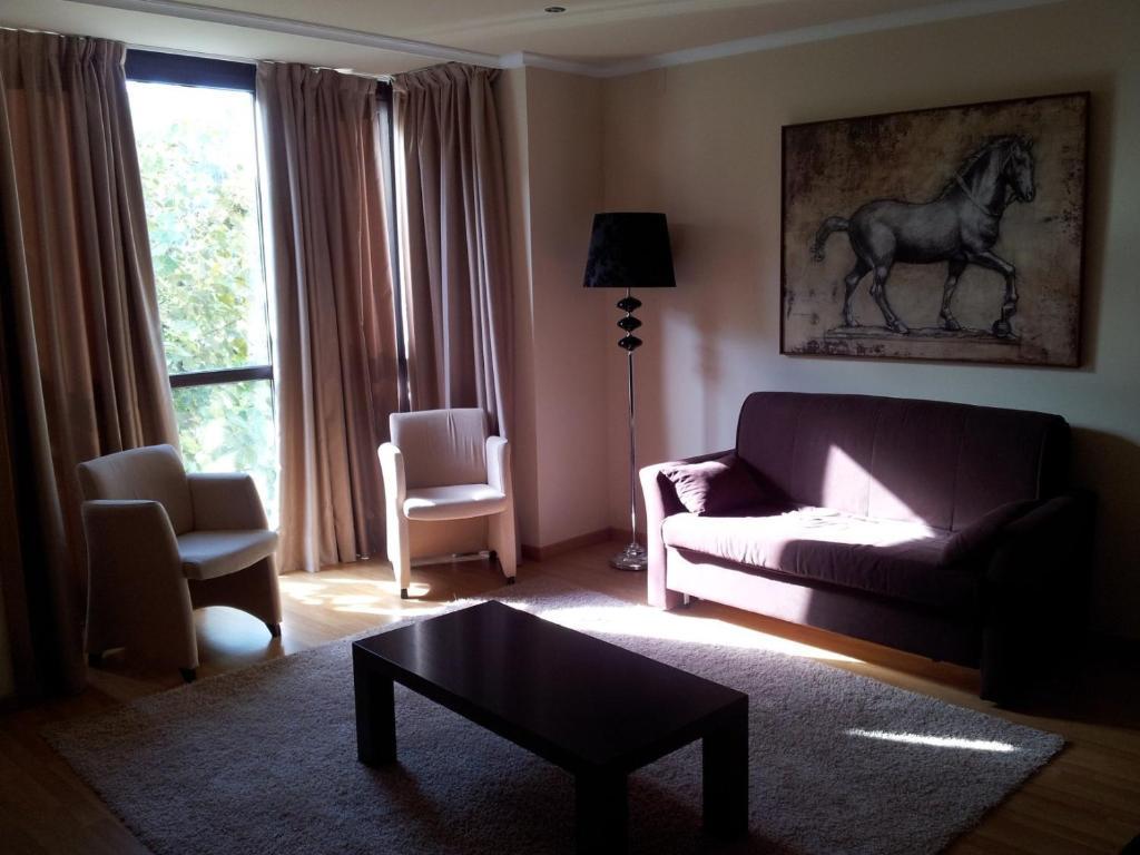 Hotel Av Apartamentos Lobios Ruang foto