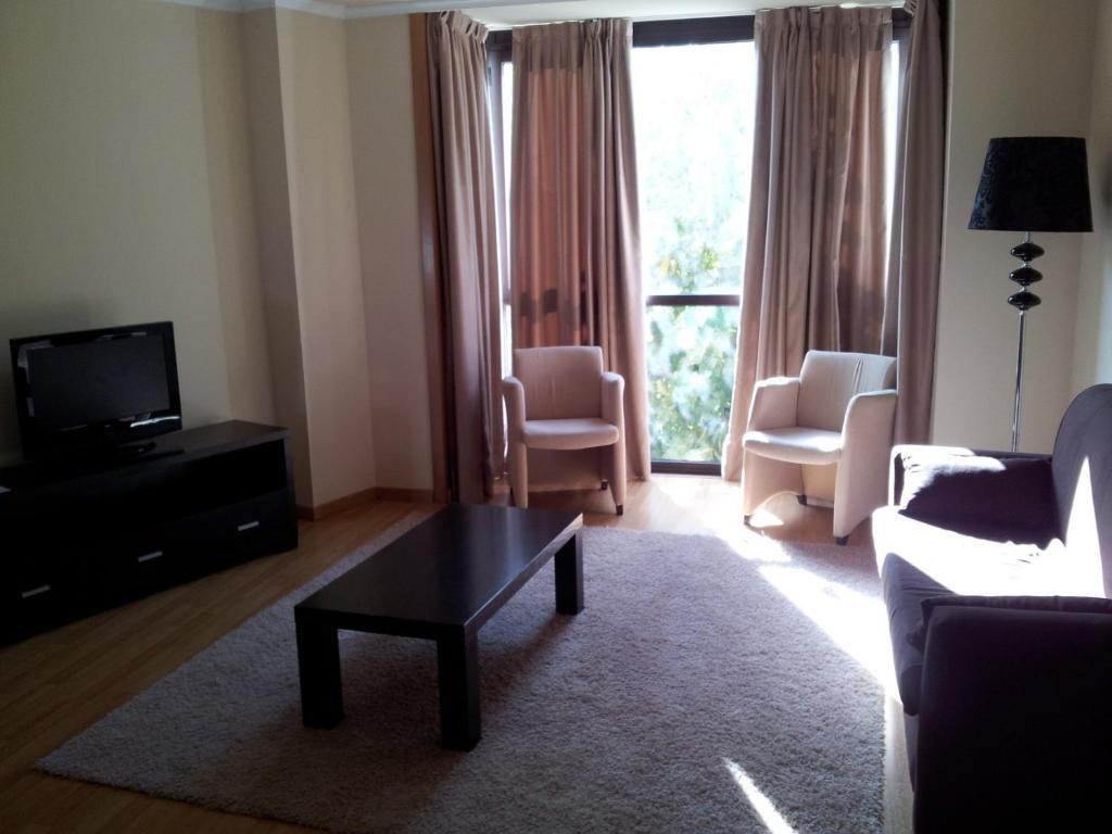 Hotel Av Apartamentos Lobios Ruang foto