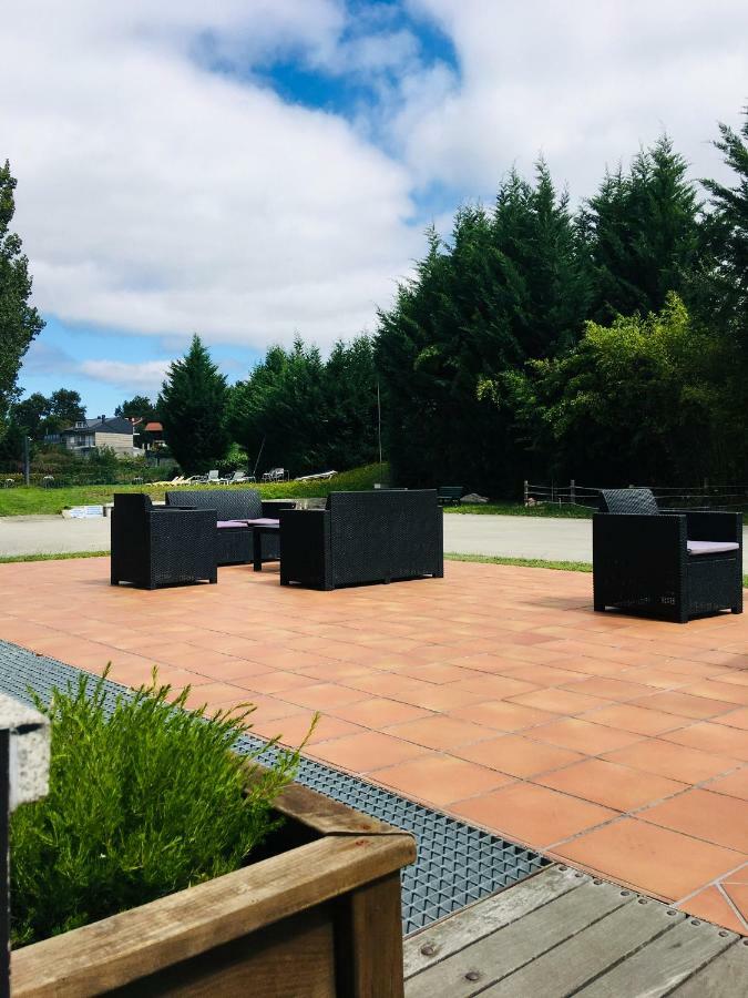 Hotel Av Apartamentos Lobios Bagian luar foto